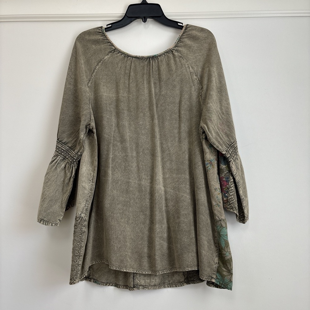 Young Threads Patchwork Bell Sleeve Tunic Top NWT… - image 3